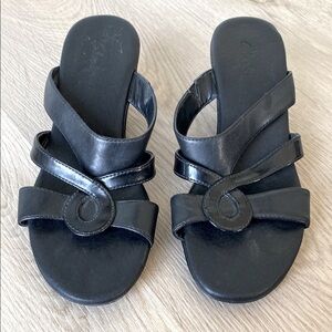 Clark’s Black Sandals
